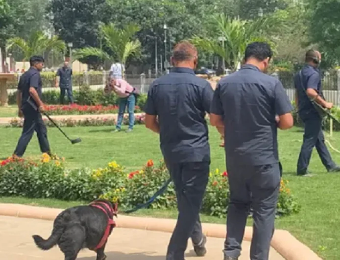 बिहार विधानसभा और पटना सिविल कोर्ट को बम से उड़ाने की मिली धमकी, जांच में जुटा बम स्क्वॉड, मचा हड़कंप