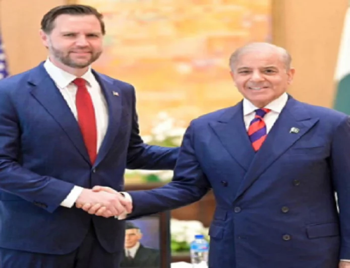 शहबाज शरीफ ने की जेडी वेंस से मुलाकात, प्लेन में बच्चों की तस्वीरें रख पाकिस्तान पहुंचे गालिबाफ, बोला इजरायल - हिजबुल्लाह से नहीं करेंगे सीजफायर वार्ता