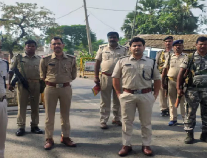 West Bengal Election 2026 : पश्चिम बंगाल में पहले चरण का मतदान कल, झारखण्ड का सीमावर्ती इलाका सील, चेकपोस्ट पर बढ़ी सख्ती 