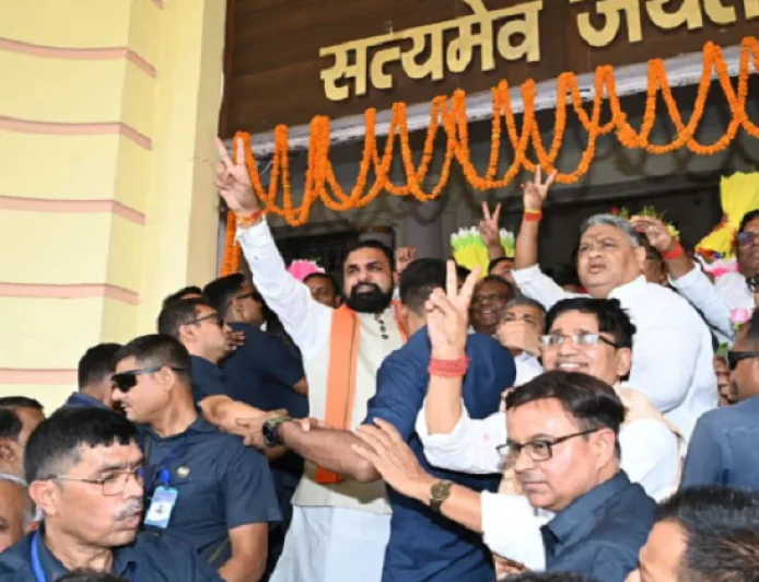 पहली परीक्षा में सम्राट चौधरी पास, विधानसभा में ध्वनिमत से विश्वासमत पारित, CM का तेजस्वी को जवाब - सत्ता किसी की बपौती नहीं