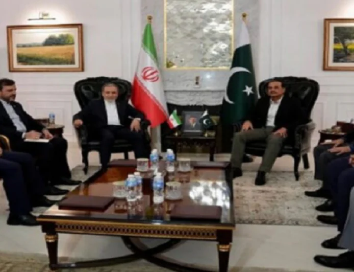 'मध्यस्थ बनने के लायक नहीं है पाकिस्तान', ईरानी सांसद का बड़ा बयान, पाकिस्तान की भूमिका पर उठाए सवाल