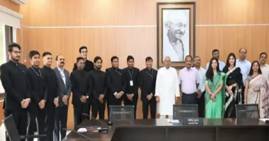 BREAKING : बिहार में 11 ट्रेनी IAS अफसरों को जिला अलॉट, यहां देखें पूरी लिस्ट 