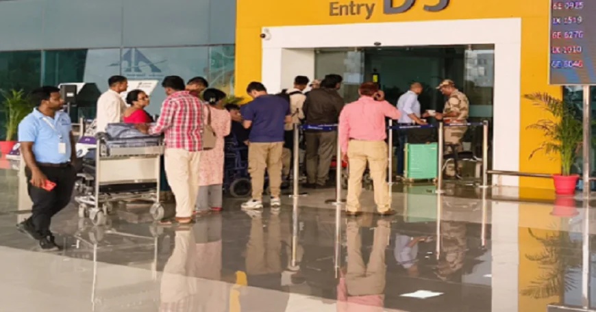 BREAKING : पटना एयरपोर्ट पर यात्री के बैग से मिले 3 जिंदा कारतूस, मचा हड़ंकप, हिरासत में लिया गया