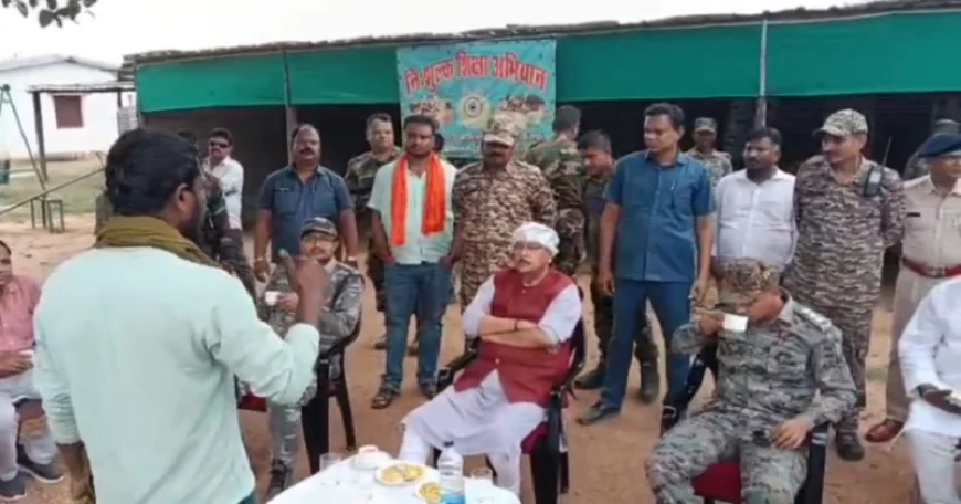 गढ़वा के बूढ़ा पहाड़ पहुंचे मंत्री राधाकृष्ण किशोर, नक्सल मुक्त दावे की जमीनी हकीकत का लिया जायजा