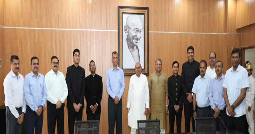 CM नीतीश से IFS प्रशिक्षु अधिकारियों की मुलाकात, मुख्यमंत्री ने हरित आवरण बढ़ाने पर दिया जोर