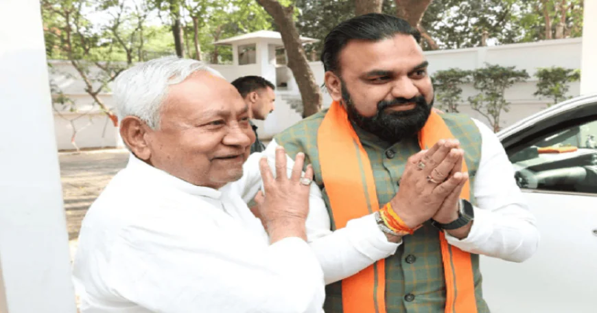 BIG NEWS : दिल्ली से लौटते ही पूर्व CM से मिले मुख्यमंत्री सम्राट चौधरी, पहली कैबिनेट मीटिंग में लिए जा सकते हैं कई बड़े फैसला