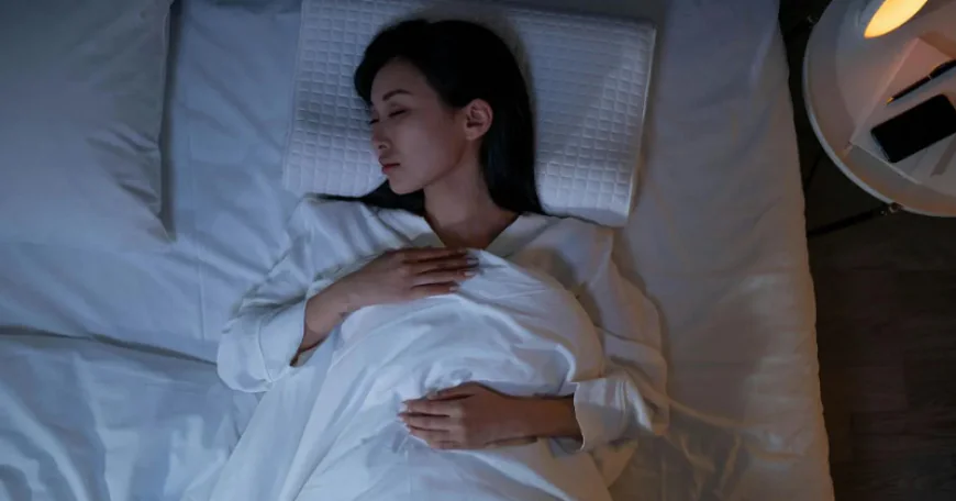 सही दिशा में सोने की आदत बदल देगी आपकी जिंदगी, जानिए क्या कहता है वास्तु शास्त्र