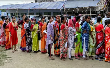 पश्चिम बंगाल में 15 बूथों पर पुनर्मतदान जारी, री-पोलिंग के दौरान फालता में बवाल, दोपहर तीन बजे तक 72.43% हुआ मतदान