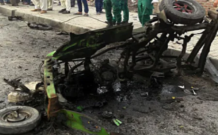 Pakistan Bomb Blast : पाकिस्तान में बड़ा आत्मघाती हमला, विस्फोटकों से भरे ऑटो में धमाका; 8 की मौत, 35 घायल