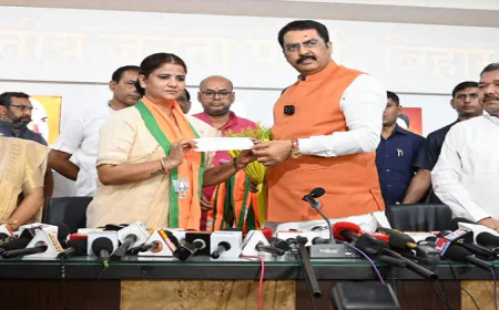 BIG NEWS : ऋतु जायसवाल ने थामा बीजेपी का दामन, लालू प्रसाद की पार्टी को लगा बड़ा झटका, देखिए अबतक का सियासी सफर