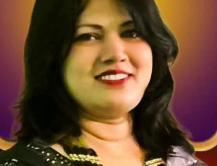 "खुल के रो लीजिए दिल बहल जाएगा, दर्द अश्कों की सूरत में ढल जाएगा"