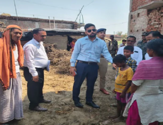 सोशल मीडिया पर उठी आवाज का असर, CM हेमंत सोरेन के निर्देश पर अनाथ बच्चों की मदद को आगे आया पलामू प्रशासन