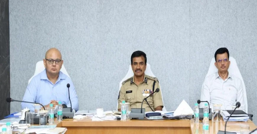 तेलंगाना में कमजोर पड़ा माओवादी नेटवर्क, 2 साल में 820 नक्सलियों ने किया सरेंडर, डीजीपी ने की समीक्षा