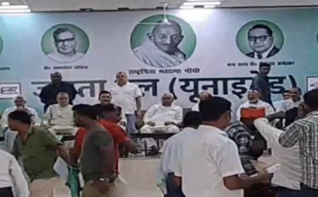 JDU कार्यालय में अचानक पहुंचे नीतीश कुमार, जनसुनवाई में बेटे निशांत समेत नहीं मिला कोई नेता तो खुद सुनने लगे लोगों की शिकायतें
