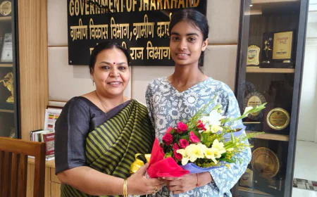 ग्रामीण विकास मंत्री दीपिका पांडे सिंह ने बॉक्सिंग चैंपियनशिप में स्वर्ण पदक विजेता शिक्षा कुमारी को क्या सम्मानित 