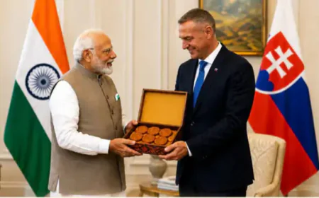 बिहार का ठेकुआ विदेश ले गए PM मोदी, स्लोवाकिया के स्पीकर को किया भेंट, बोले दीघा MLA - विश्व मंच पर भारत की समृद्ध विरासत का संदेश