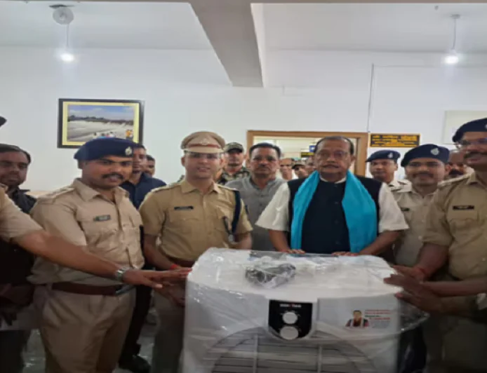 भू-माफियाओं और अपराधियों को वित्त मंत्री की चेतावनी, बोले- कानून से ऊपर कोई नहीं, सही जगह जेल