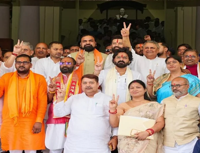 बिहार MLC चुनाव : NDA प्रत्याशियों ने भरा नामांकन, CM सम्राट चौधरी बोले - जनता का भरोसा हमारे साथ