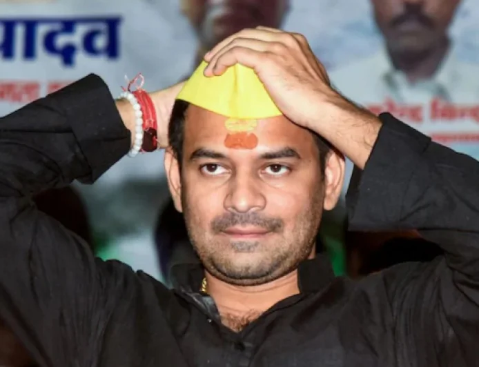 तेजप्रताप यादव चोरी केस में नया मोड़, गवाह ड्राइवर ने लगाया धमकी देने का आरोप; मोतीलाल की पत्नी ने भी दर्ज कराई FIR