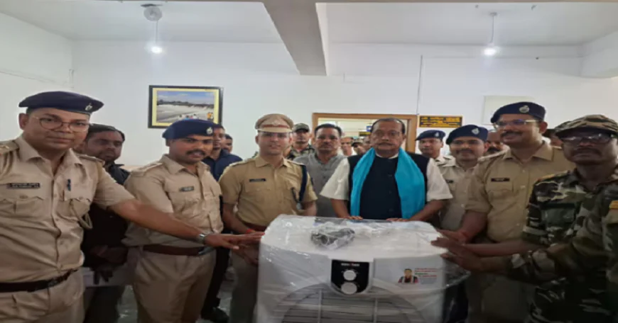 भू-माफियाओं और अपराधियों को वित्त मंत्री की चेतावनी, बोले- कानून से ऊपर कोई नहीं, सही जगह जेल