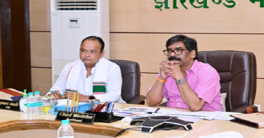 CM हेमंत सोरेन ने की स्वास्थ्य विभाग की समीक्षा, ANM-GNM बहाली से लेकर मेडिकल सीटें बढ़ाने तक का दिया निर्देश, एंबुलेंस सेवा को लेकर जताई चिंता