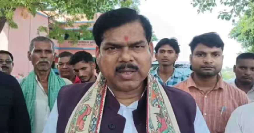 हाजिरी बनाकर गायब मिलने वाले शिक्षकों पर होगी सख्त कार्रवाई, बिहार के टीचर्स के लिए शिक्षा मंत्री मिथिलेश तिवारी की सख्त चेतावनी
