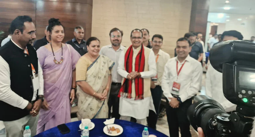 राष्ट्रीय ग्रामीण विकास सम्मेलन में मंत्री दीपिका सिंह ने केंद्र से मनरेगा की बकाया राशि देने और मजदूरी बढ़ाने की माँग की