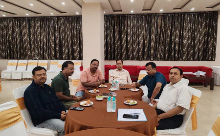 स्वर्ण व्यवसायियों पर बढ़ते अपराधों के विरोध में अखिल भारतीय स्वर्णकार समाज एवं ज्वेलर्स एसोसिएशन की आपात बैठक