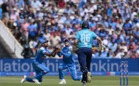 India vs England 1st ODI Live Score: इंग्लैंड के लिए 'संकटमोचक' बने लियाम डॉसन, वनडे करियर में पहली बार किया खास कारनामा