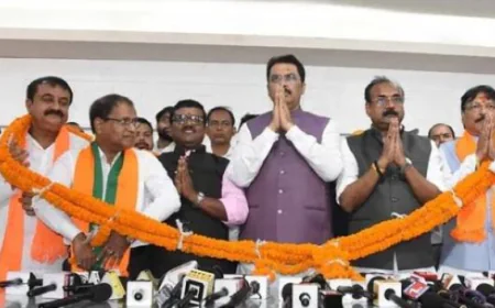 बांकीपुर विस उपचुनाव : वोटिंग से पहले प्रशांत किशोर को झटका, 2025 के चुनाव में उतरे जनसुराज के तीन कैंडिडेट्स BJP में शामिल