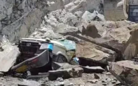 BIG BREAKING : हिमाचल के चंबा में बड़ा हादसा, चलती कार पर गिरी चट्टानें, 13 की मौत