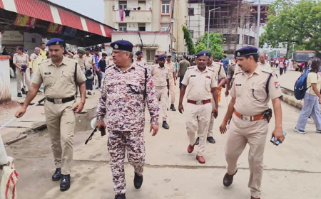 गया जंक्शन पर आरपीएफ-जीआरपी का फ्लैग मार्च, सुरक्षा व्यवस्था रही चाक-चौबंद