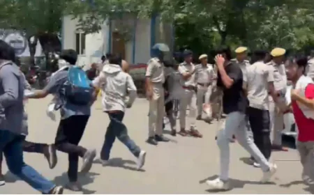 BIG BREAKING : पटना में पुलिस पर पथराव, छात्रों ने पेट्रोलिंग वैन पलटा, पुलिस ने दौड़ा-दौड़ाकर खदेड़ा, हिरासत में लिए गये तेजप्रताप यादव