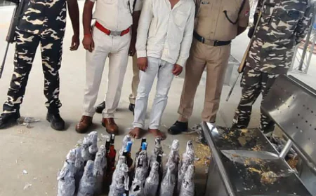 गया जंक्शन पर 39.63 लीटर अंग्रेजी शराब के साथ तस्कर गिरफ्तार, उत्पाद विभाग को सौंपा गया