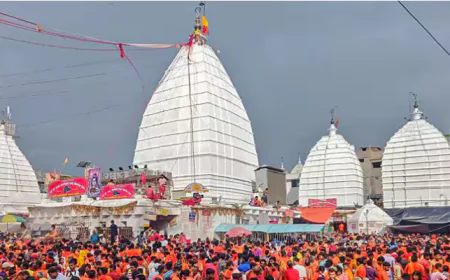 सावन के पहले दिन बाबा बैद्यनाथ धाम में उमड़ा आस्था का सैलाब, बोलबम के जयकारों से गूंजा देवघर