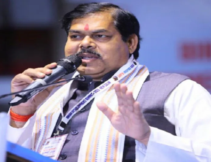 बिहार में फर्जी डिग्री पर नौकरी करने वाले 3035 शिक्षक बर्खास्त, 1830 पर FIR, वेतन भी होगा रिकवर