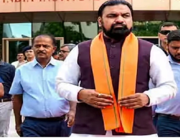 बिहार के 211 प्रखंडों में डिग्री कॉलेज की शुरुआत, अपराधियों को सम्राट की चेतावनी, कहा : छोड़ना होगा बिहार, 5 साल में 1 करोड़ राशन कार्ड बनेंगे