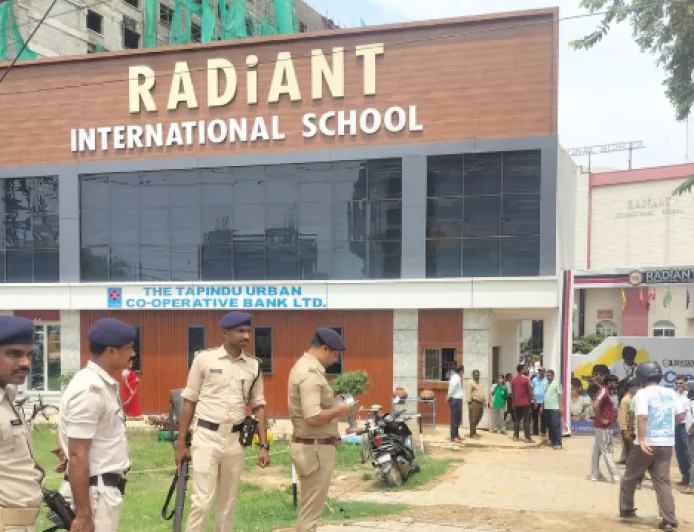पटना के इन 4 स्कूलों को मिली बम से उड़ाने की धमकी, मचा हड़कंप