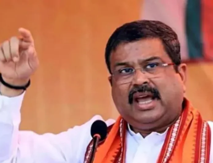 BIG BREAKING : शिक्षा मंत्री धर्मेंद्र प्रधान ने दिया इस्तीफा, पोस्ट में लिखा- युवाओं की भावनाओं का सम्मान