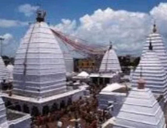 बैद्यनाथ धाम की कांवड़ यात्रा भक्ति और समर्पण का अद्वितीय संगम 