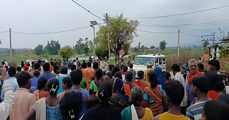 लातेहार में रेलवे लाइन सर्वे करने पहुंची टीम को ग्रामीणों ने बनाया बंधक, मौके पर पहुंची पुलिस, जमकर हुआ बवाल