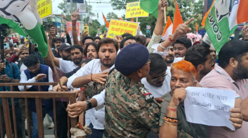 NEET विवाद पर रांची में सियासी संग्राम, बीजेपी-कांग्रेस कार्यकर्ता आमने-सामने, अंडे-टमाटर फेंके गए, पुलिस ने संभाला मोर्चा