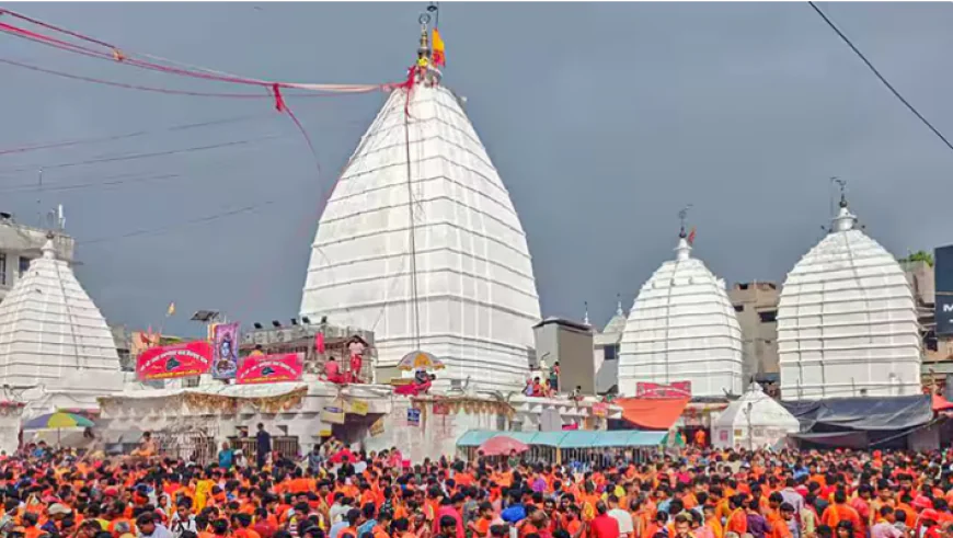 सावन के पहले दिन बाबा बैद्यनाथ धाम में उमड़ा आस्था का सैलाब, बोलबम के जयकारों से गूंजा देवघर