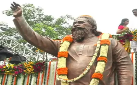 नेमरा में पहली पुण्यतिथि पर दिशोम गुरु शिबू सोरेन को भावभीनी श्रद्धांजलि, आदमकद प्रतिमा का अनावरण, हजारों लोगों ने किया नमन