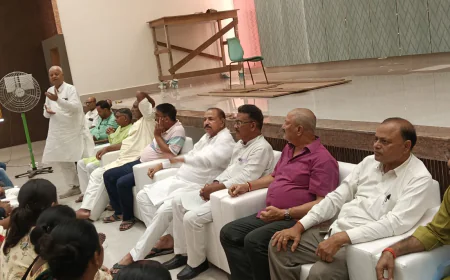 हर घर तिरंगा’ अभियान को लेकर वजीरगंज विधानसभा में व्यापक तैयारी, विधायक वीरेंद्र  सिंह के नेतृत्व में बैठक,  प्रत्येक मंडल में निकलेगी भव्य तिरंगा यात्रा