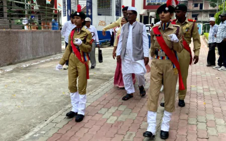 जगजीवन महाविद्यालय में धूमधाम से मनाया गया 80वां स्वतंत्रता दिवस, प्राचार्य डॉ. मो. अयूब के संबोधन के बाद एनसीसी कैडेटों ने राष्ट्रध्वज को दी सलामी
