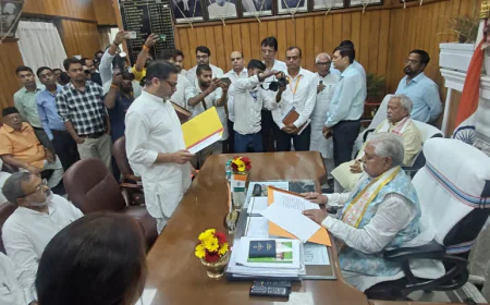 प्रशांत किशोर ने ली विधानसभा की सदस्यता, बोले : बिहार की बेहतरी के लिए मैं करूंगा काम