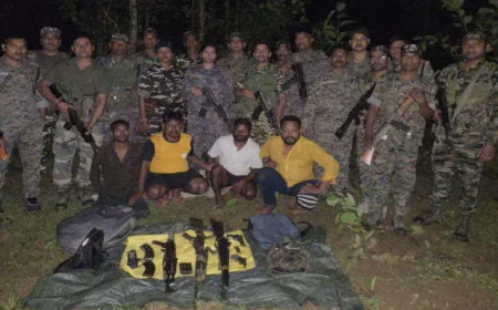 JJMP के सब-जोनल कमांडर समेत 4 उग्रवादी गिरफ्तार, AK-56 और SLR बरामद