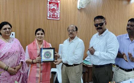 राष्ट्रीय मानवाधिकार आयोग के सदस्यों का मगध विश्वविद्यालय में गर्मजोशी से स्वागत