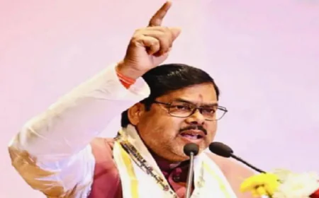 BPSC TRE-4 अभ्यर्थियों के प्रदर्शन के बीच शिक्षा मंत्री का आया बड़ा बयान, बोले- जिन मुद्दों को लेकर बैठे थे....